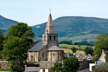 Fototapeta na wymiar église d' Auvergne