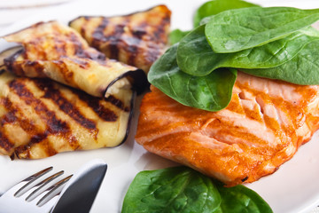 Salmon and eggplant with lemon filling