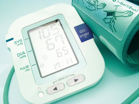 Device For Measuring Blood Preasure Level