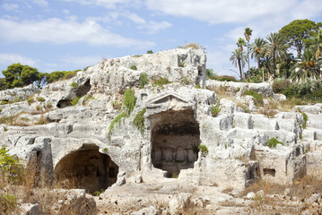 Fototapeta na wymiar Roman kolumbarium, Neapolis w Syrakuzach