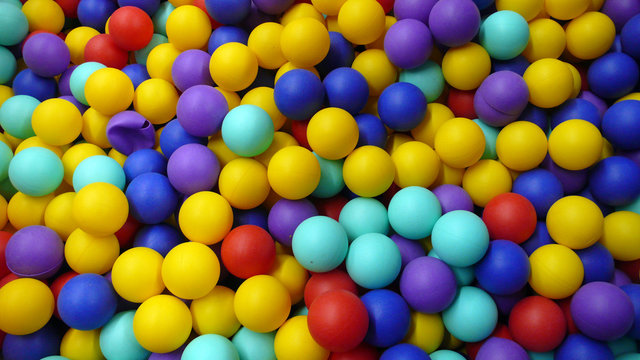 Karlie Plastikball Spielzeug 4cm - 4er Set Für Haustiere