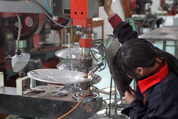 a laser drilling worker