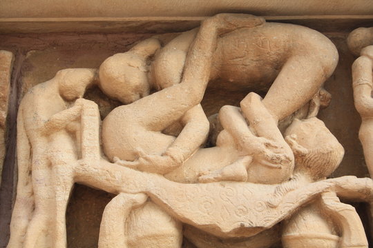 ESCULTURAS EROTICAS