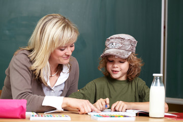 Lehrerin erklärt