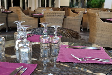 A table! v3