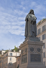 Fototapeta na wymiar Roma, statua di Giordano Bruno