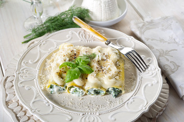 cannelloni ricotta&spinach-cannelloni ricotta spinaci