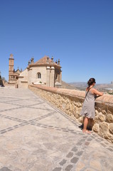 Fototapeta na wymiar Esplanade sur panorama andalou - Antequera - Andalousie