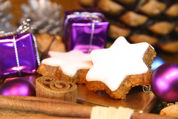 Zimtsterne zur Weihnachtszeit