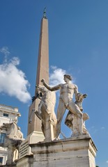 Fototapeta premium Fontana dei Dioscuri e obelisco - Quirinale - Roma - Italia