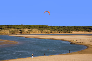 france; 85; plage du veillon : kate surf