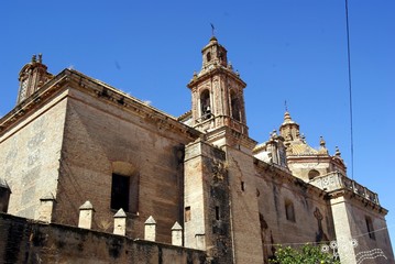 Fototapeta na wymiar Główny kościół w Carmona