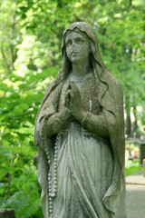 Fototapeta na wymiar Praying statue