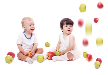 Fototapeta na wymiar children with apple