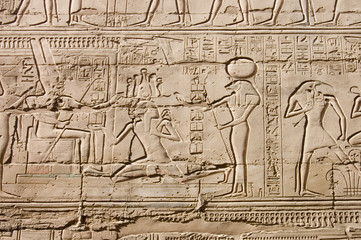 Fototapeta na wymiar Egyptian hieroglyphs. Pattern from Karnak Temple