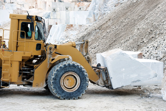 bulldozer whit block