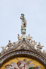 Figuren am Markusdom, Venedig