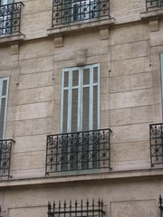 fa&ccedil;ade de caractere