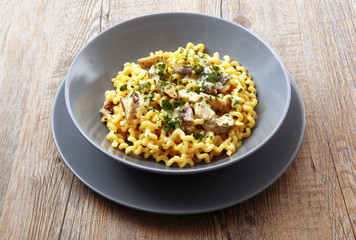 fusilli panna e funghi