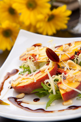 Peaches salad