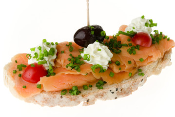 tostada de salmon
