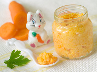 Pureed vegetables for baby