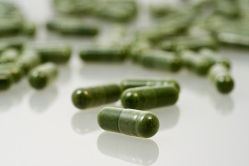 Pyrenoidosa, Vulgaris, Spirulina, Kapseln © abcmedia