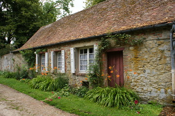 Maison en briques et pierres à Gerberoy