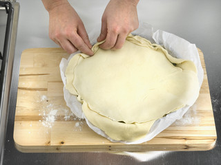 préparation de la pâte pour la tarte