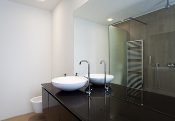 interno di bagno moderno
