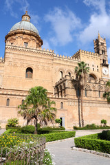 Fototapeta na wymiar Palermo, Sicily - the cathedral
