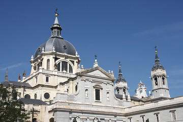 Fototapeta na wymiar Madrid cathedral