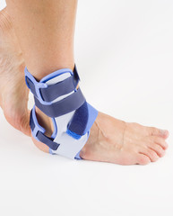 stabilizing orthosis, feet support