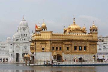 Fototapeta na wymiar świątynia d'or amritsar