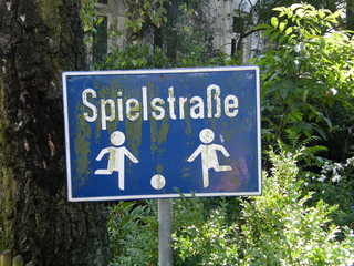 unbenutzte Spielstrasse