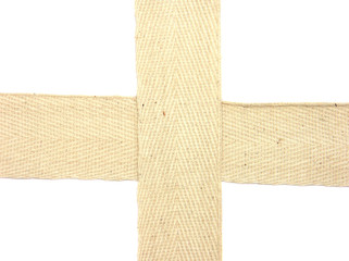 bande de tissu en croix