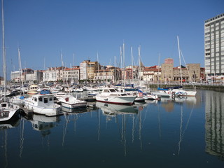Fototapeta na wymiar Łodzie w South Port w Rovinj, Istria, Chorwacja, Europa