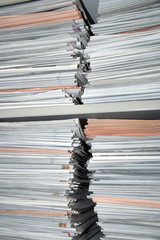 peri&oacute;dicos apilados