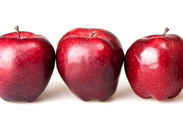 red apple