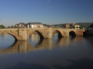 Fototapeta premium Terrasson ; Vallée de la Vézère ; Périgord Noir