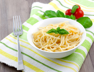 Spaghetti in Schale