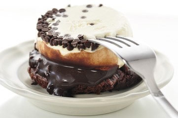 fudge brownie with ice cream