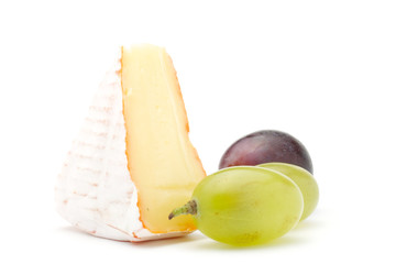 Naklejka na ściany i meble Grape and piece of soft cheese