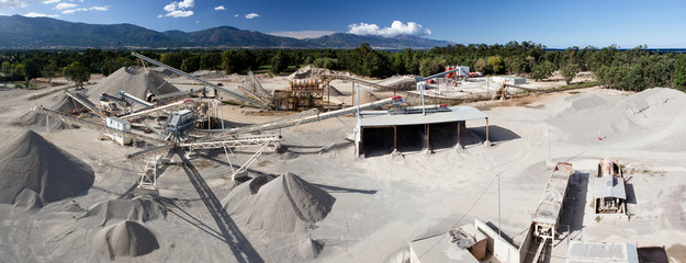 Carrière de matériaux