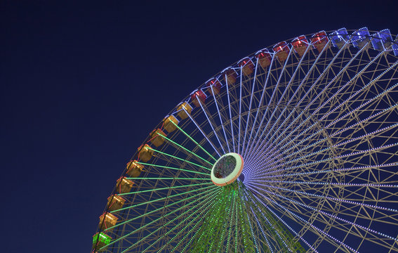 Noria En Hora Azul