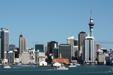 Fototapeta na wymiar Auckland City CBD, Sky Tower i Waterfront