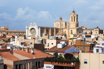 Fototapeta na wymiar Tarragona Katedra widok z pretorium