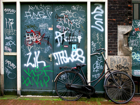 Bicycle and Graffiti in Amsterdam - Powered by Adobe