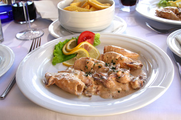 stuffed calamari in sauce 2_2073
