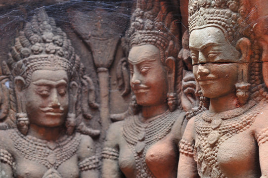 stone carvings in angkor wat,cambodia